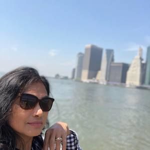 Meet your Posher, Romeliza